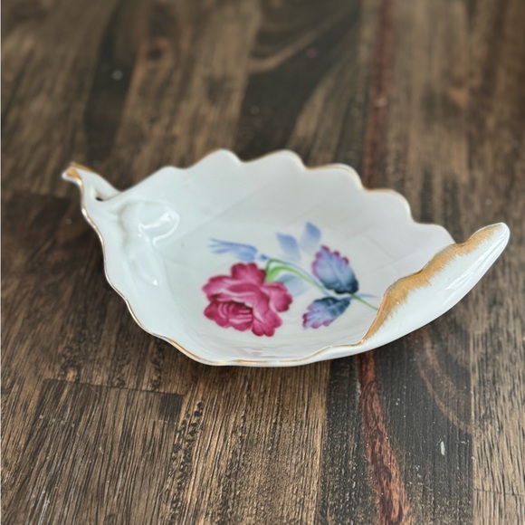 Vintage Porcelain Trinket Dish - Picture 4 of 5